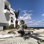 A Charming S1 In Port Kantaoui With Port View